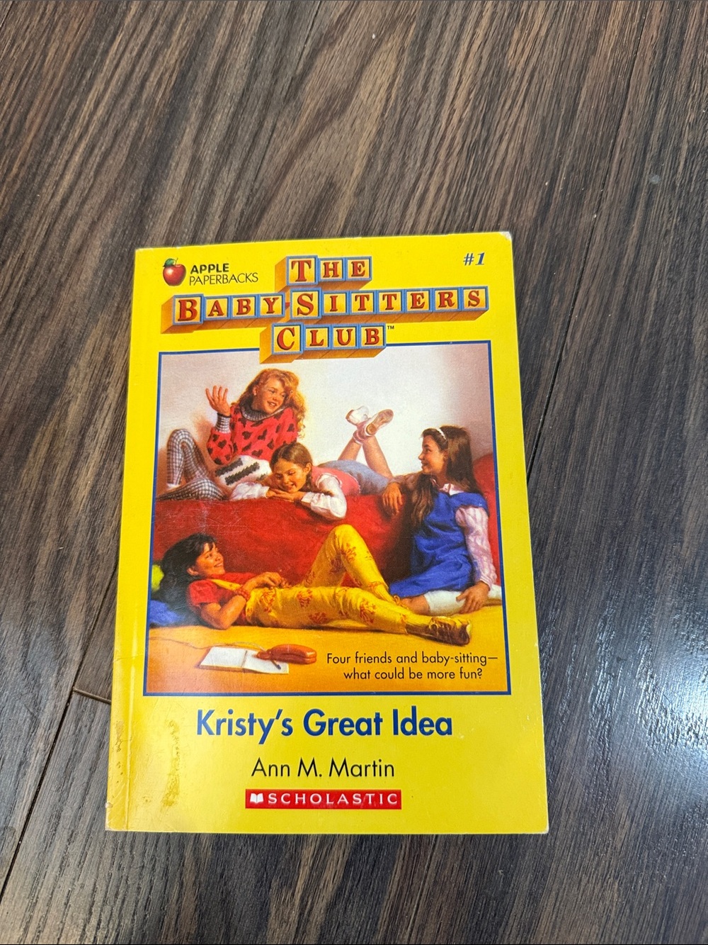 Scholastic Yellow Cover The Baby-Sitters Club: Kristy's Great Idea